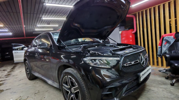 Mercedes-Benz GLC установка Pandora VX4G GPS FD Light, замка капота и доп. реле блокировки